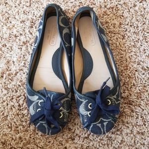 Coach flats